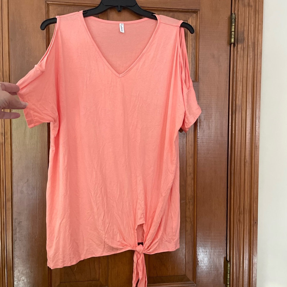 Ladmous Coral V-Neck‎ Cold Shoulder Tie-Front Women's Top, Size XXL